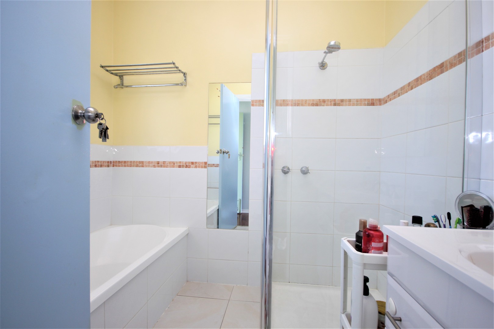 15 Glenelg Avenue, Corio, VIC 3214, Corio - Thumbnail 6