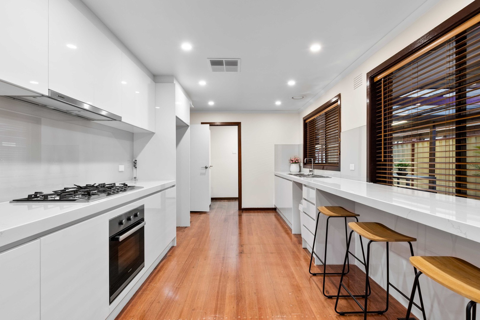 15 Goodwood Drive, Keilor Downs, VIC 3038, Keilor Downs - Thumbnail 4