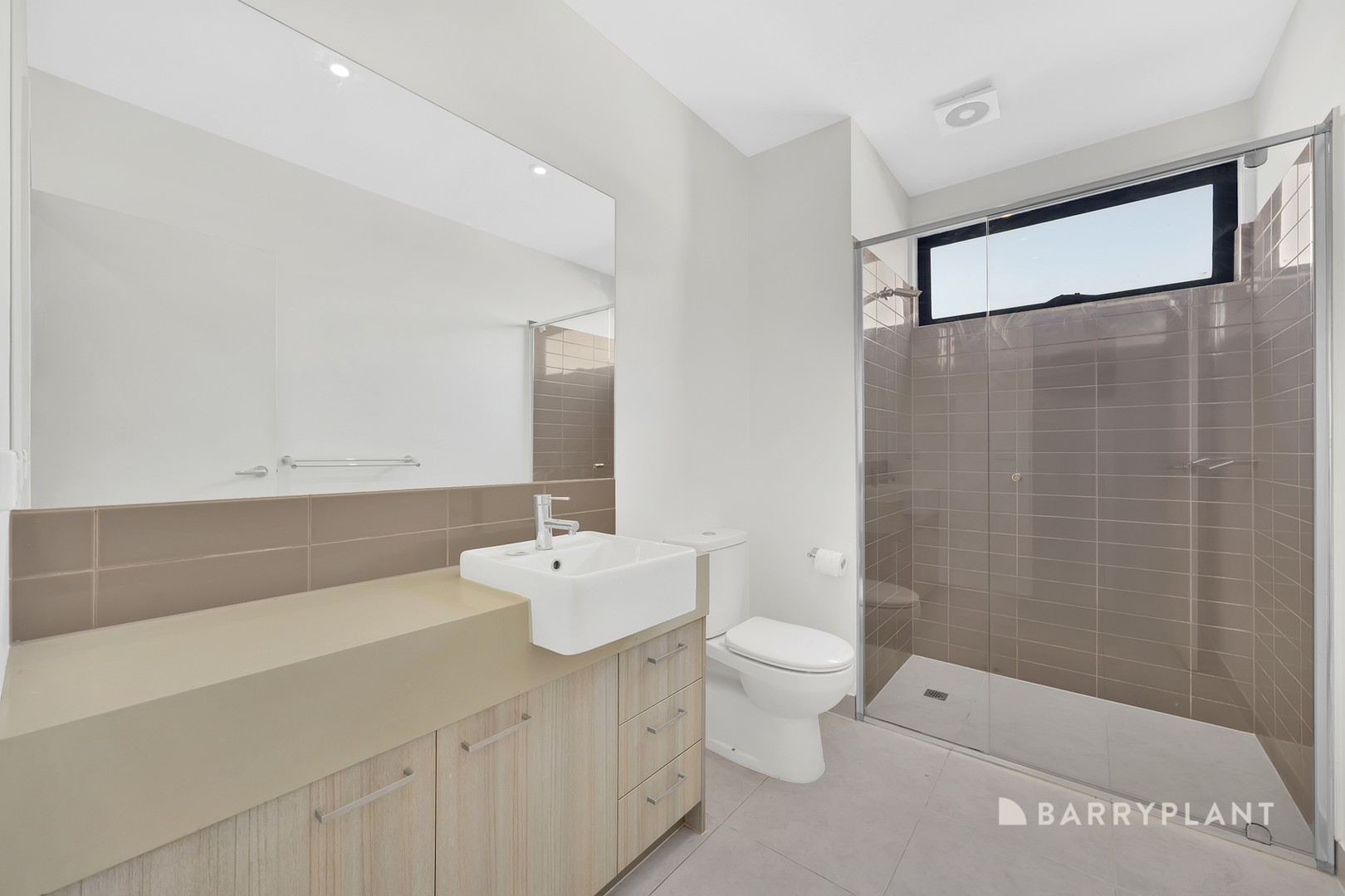 15 Gorman Drive, Mill Park, VIC 3082, Mill Park - Thumbnail 7