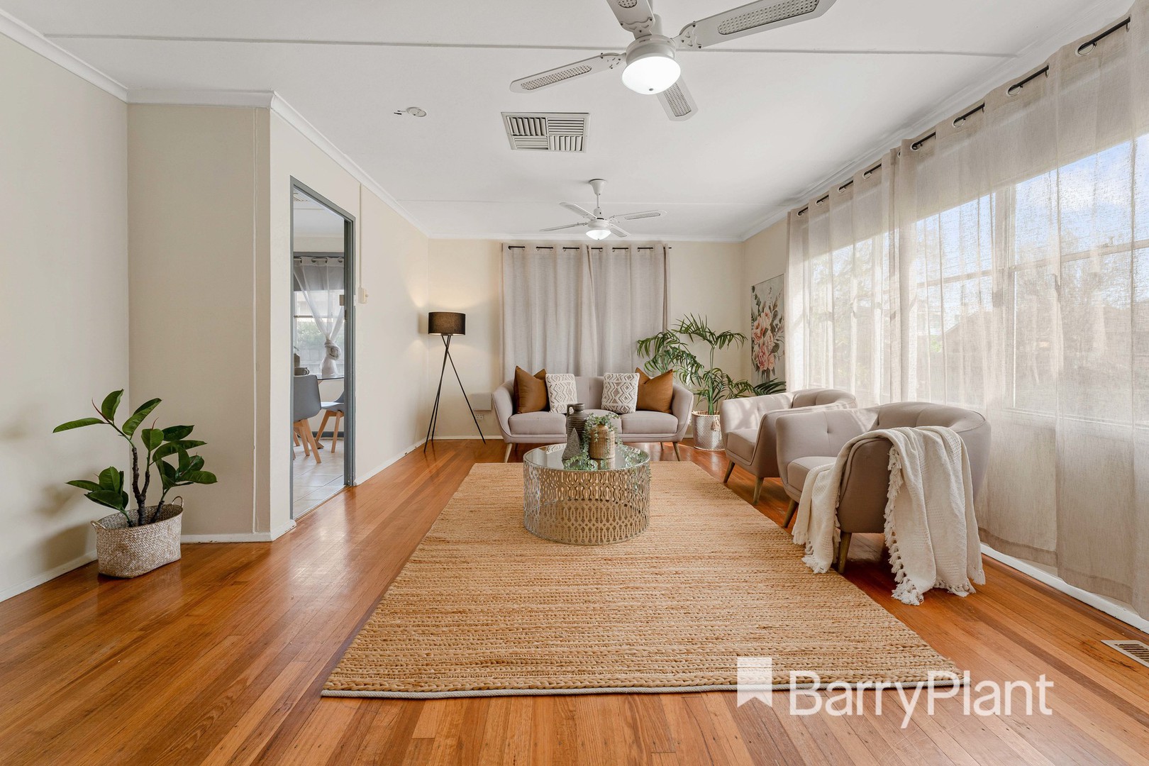 15 Gossamer Street, Werribee, VIC 3030, Werribee - Thumbnail 3