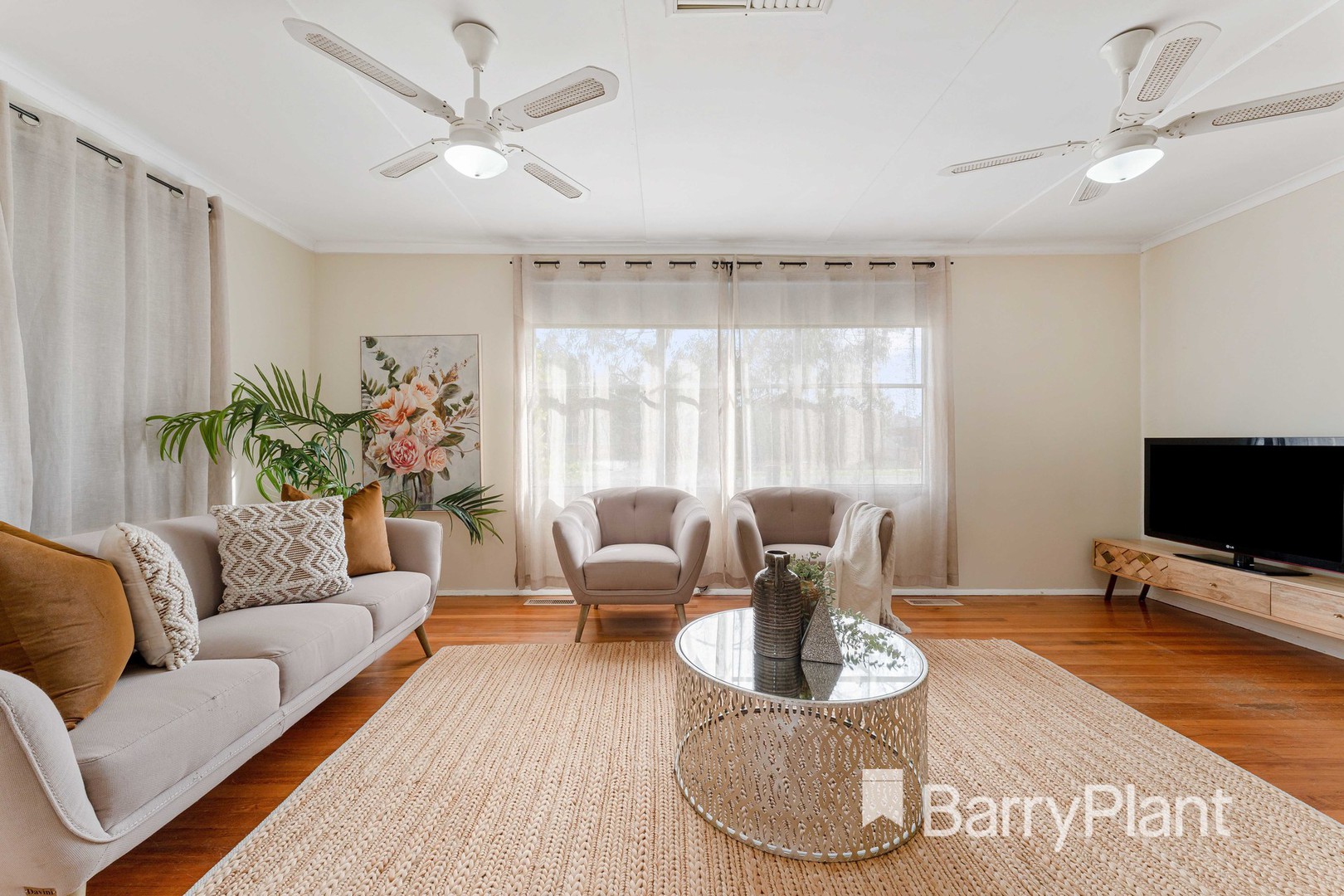15 Gossamer Street, Werribee, VIC 3030, Werribee - Thumbnail 4