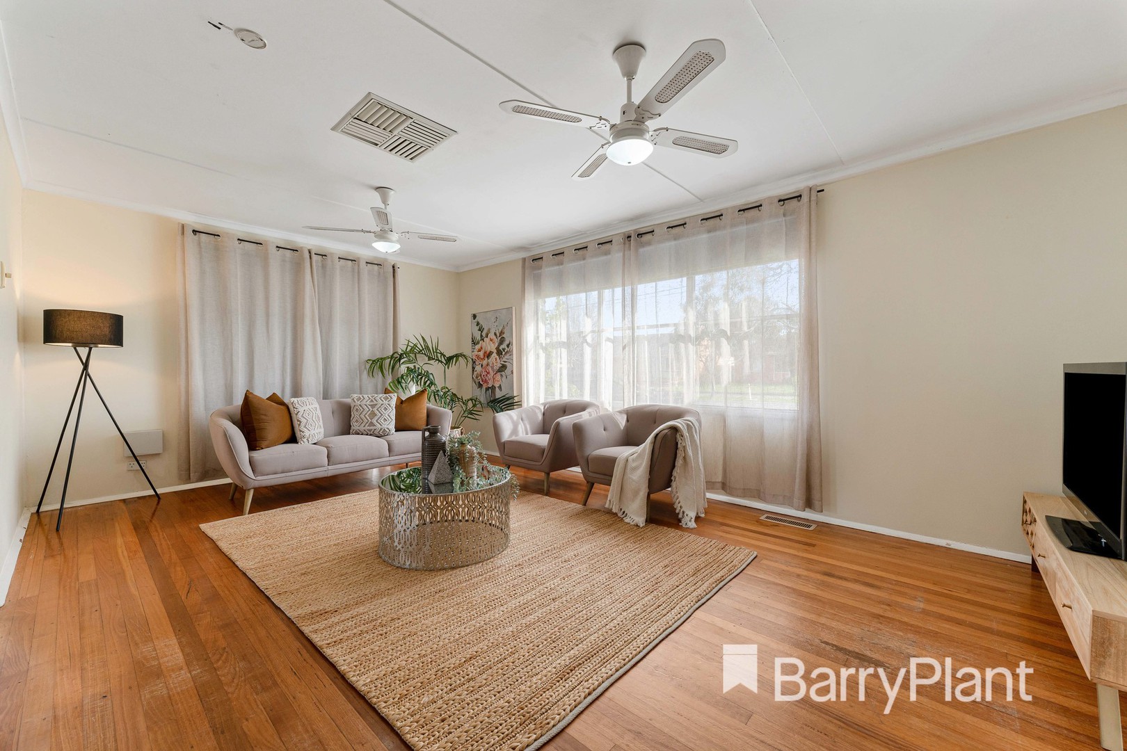 15 Gossamer Street, Werribee, VIC 3030, Werribee - Thumbnail 5