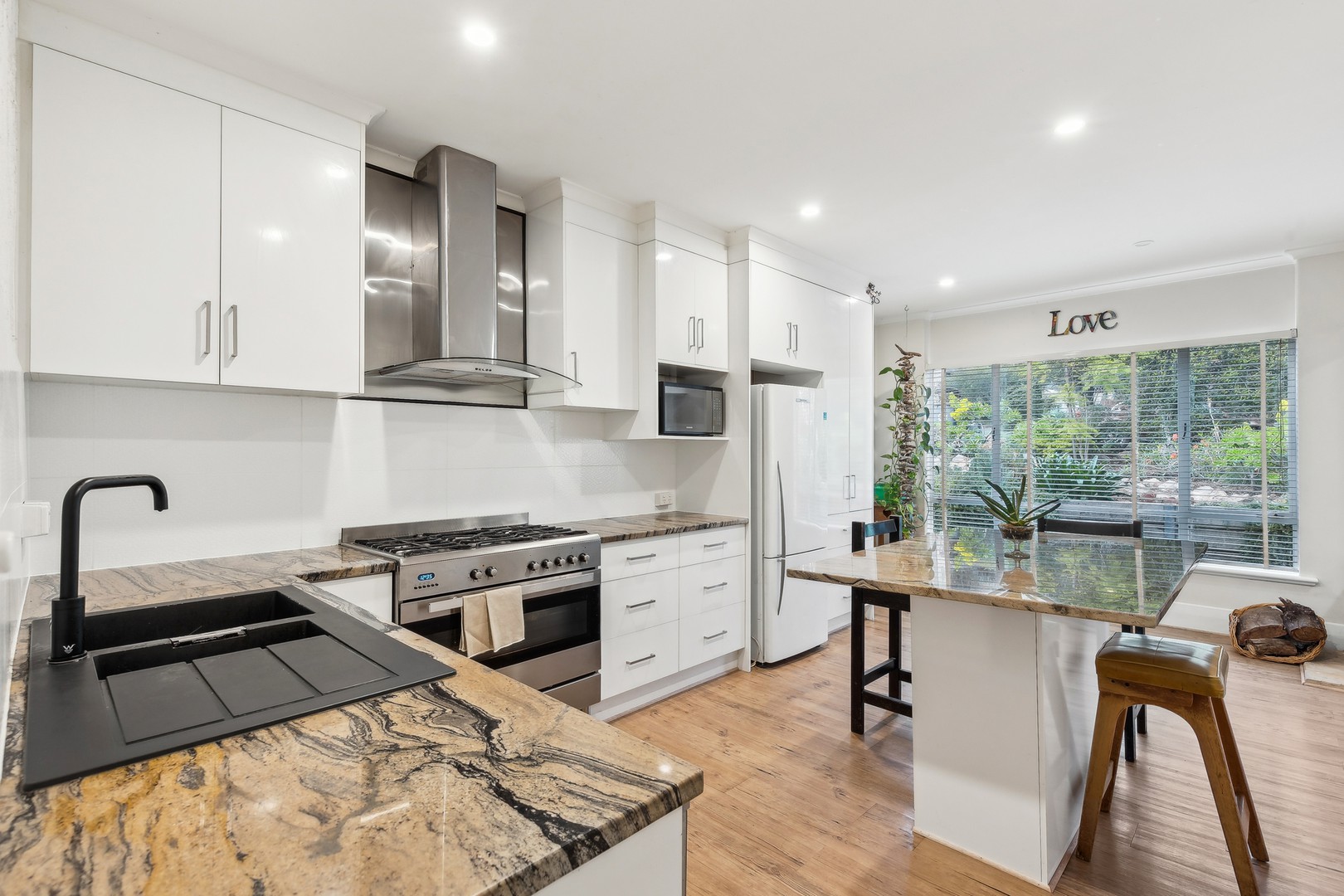 15 Greenside Avenue, Athelstone, SA 5076, Athelstone - Thumbnail 3