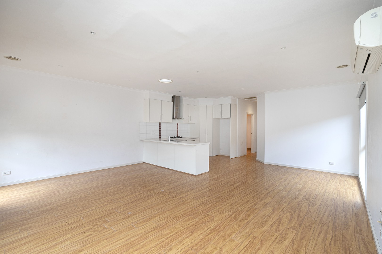 15 Guest Avenue, Albanvale, VIC 3021, Albanvale - Thumbnail 2