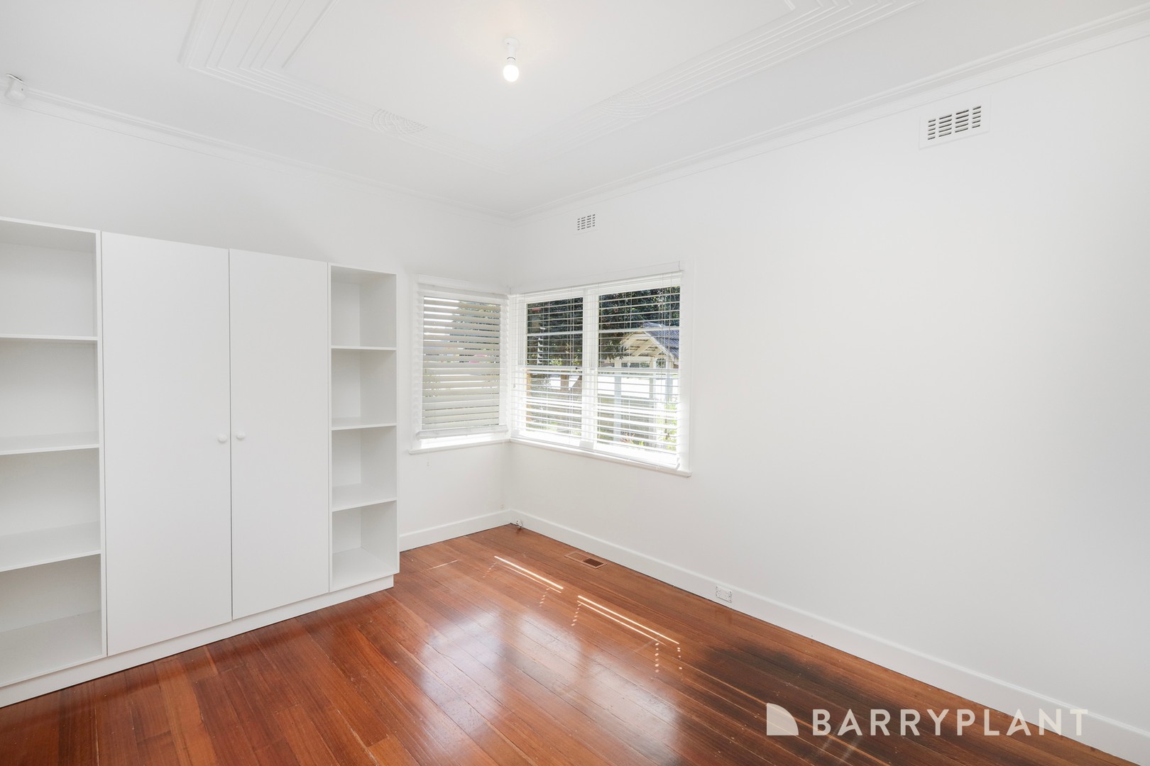 15 Hampshire Road, Sunshine, VIC 3020, Sunshine - Thumbnail 7