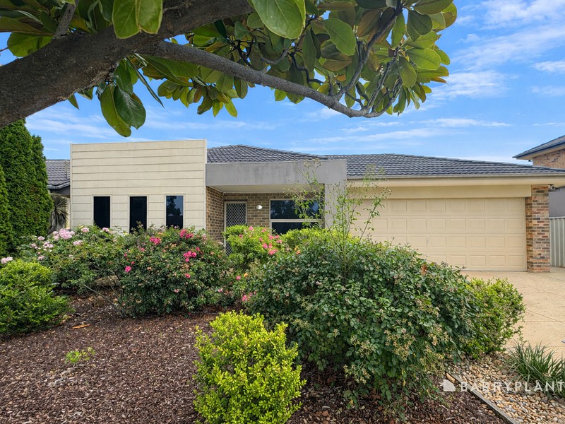 15 Hartland Crescent, Pakenham, VIC 3810 - Image - 20/01/2026