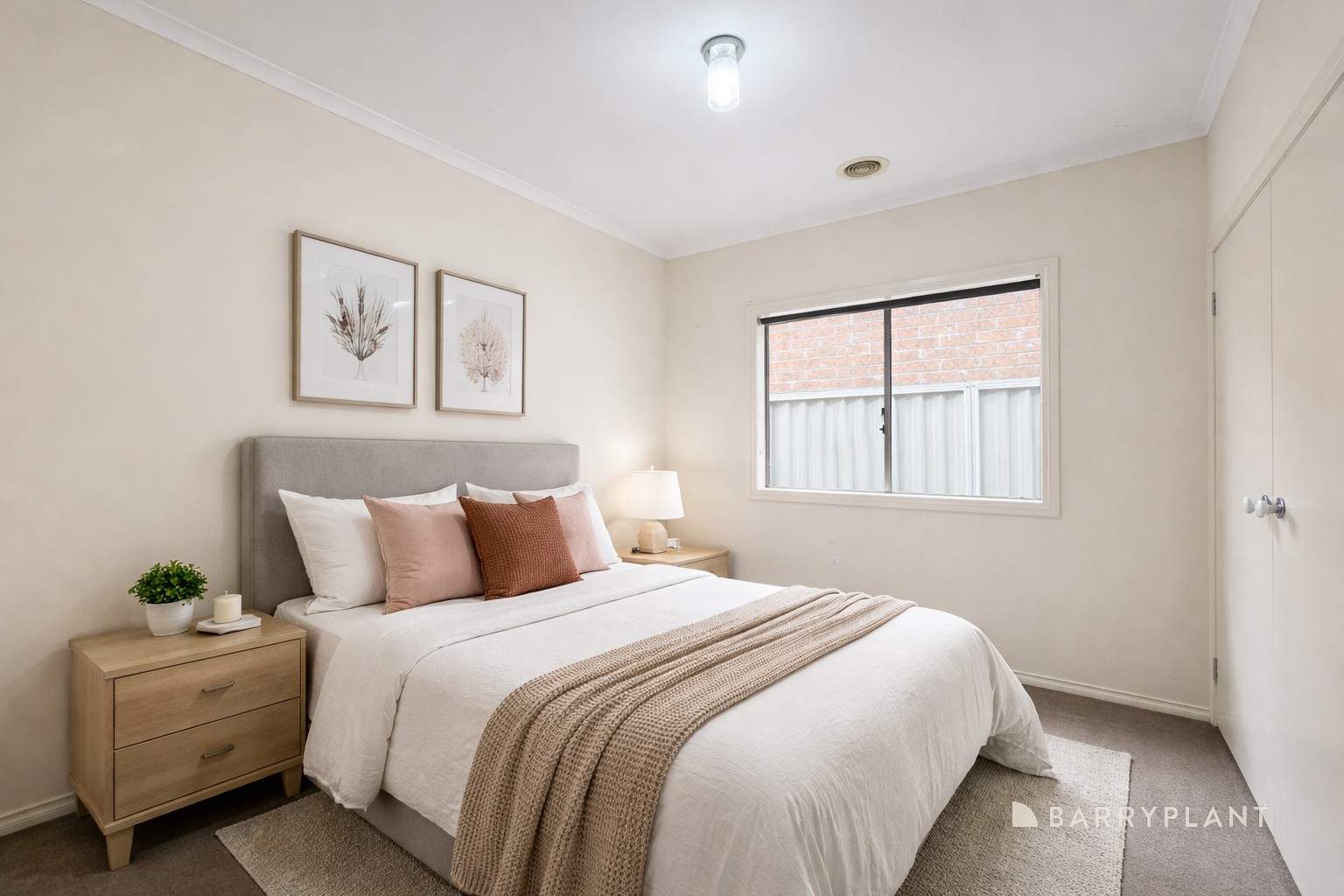 15 Hartland Crescent, Pakenham, VIC 3810, Pakenham - Thumbnail 4