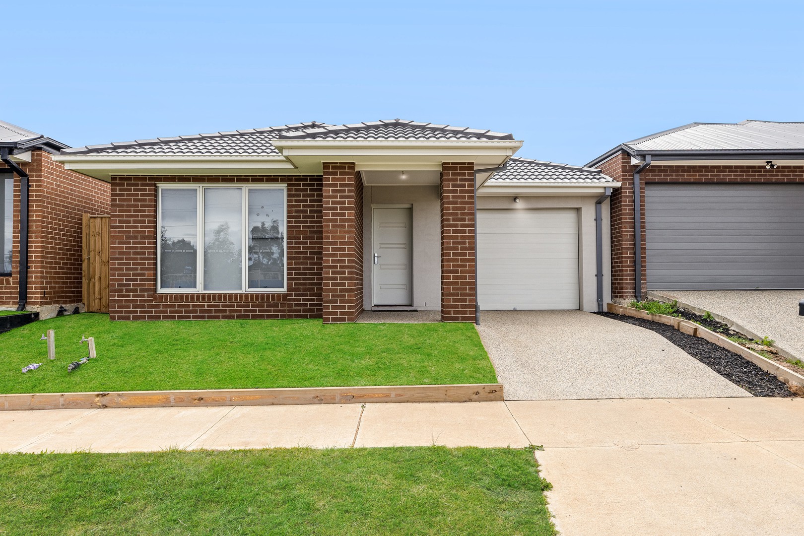 15 Haybale Circuit, Tarneit, VIC 3029 - Thumbnail 2 - 03/09/2025