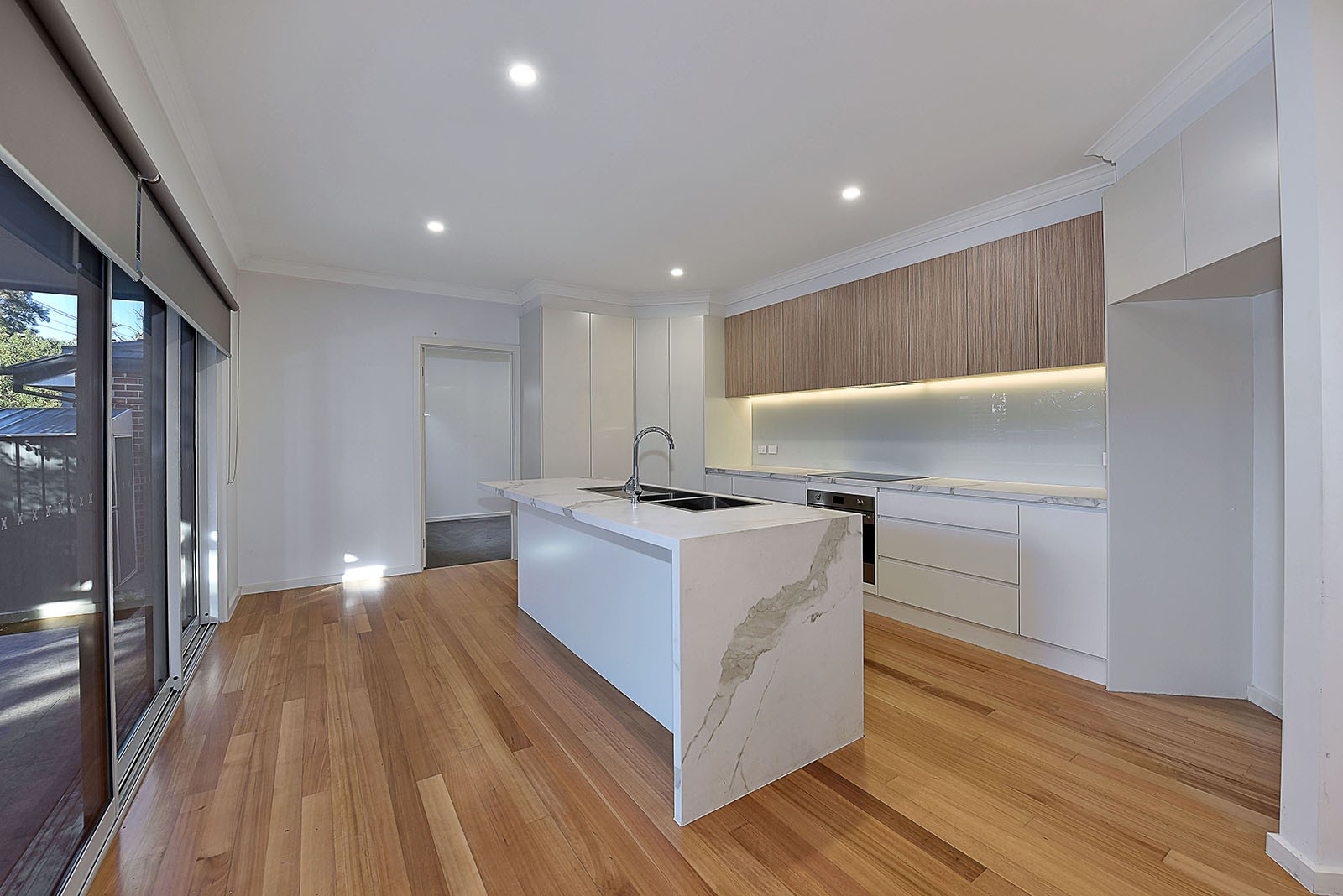15 Hayes Rd, Strathmore, VIC 3041 - Thumbnail 2 - 22/07/2026