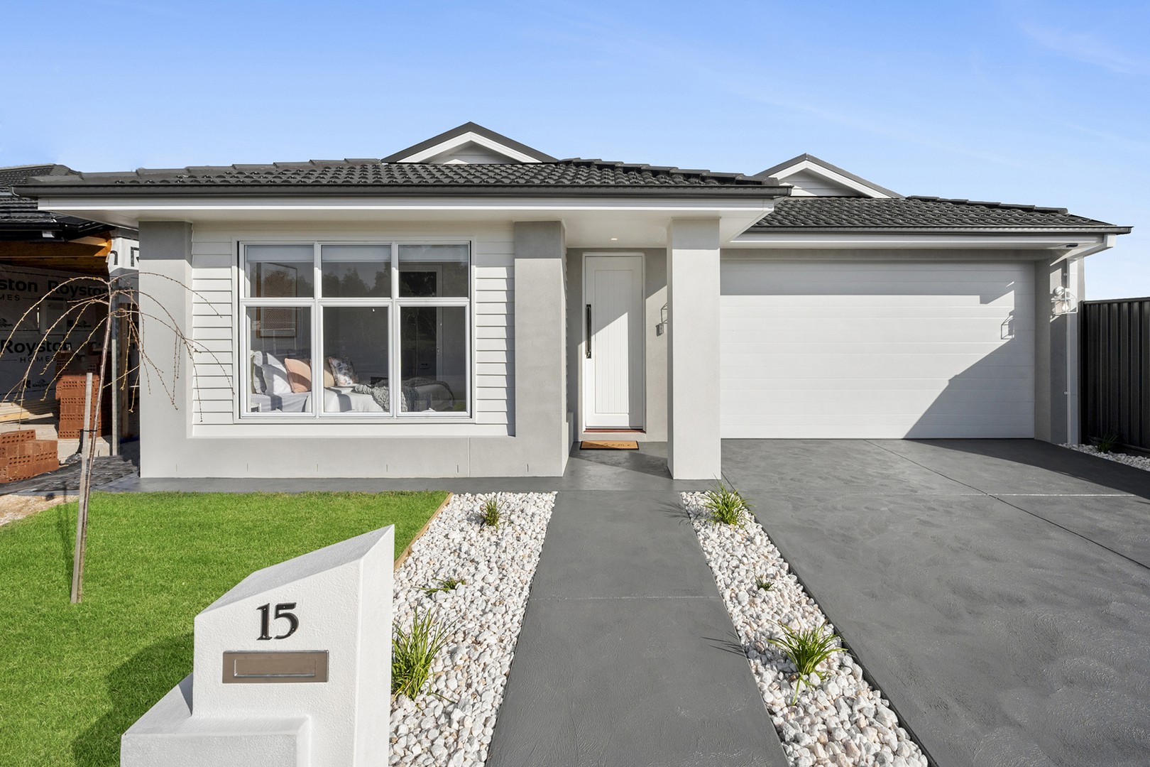 15 Hedgerow Circuit, Corio, VIC 3214 - Thumbnail 2 - 14/12/2023