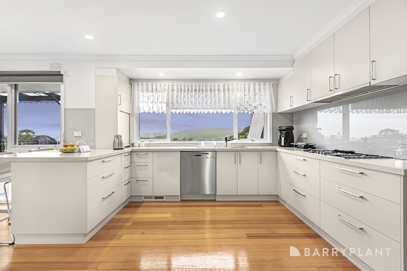 15 Henderson Hill Road, Silvan, VIC 3795, Silvan - Thumbnail 3