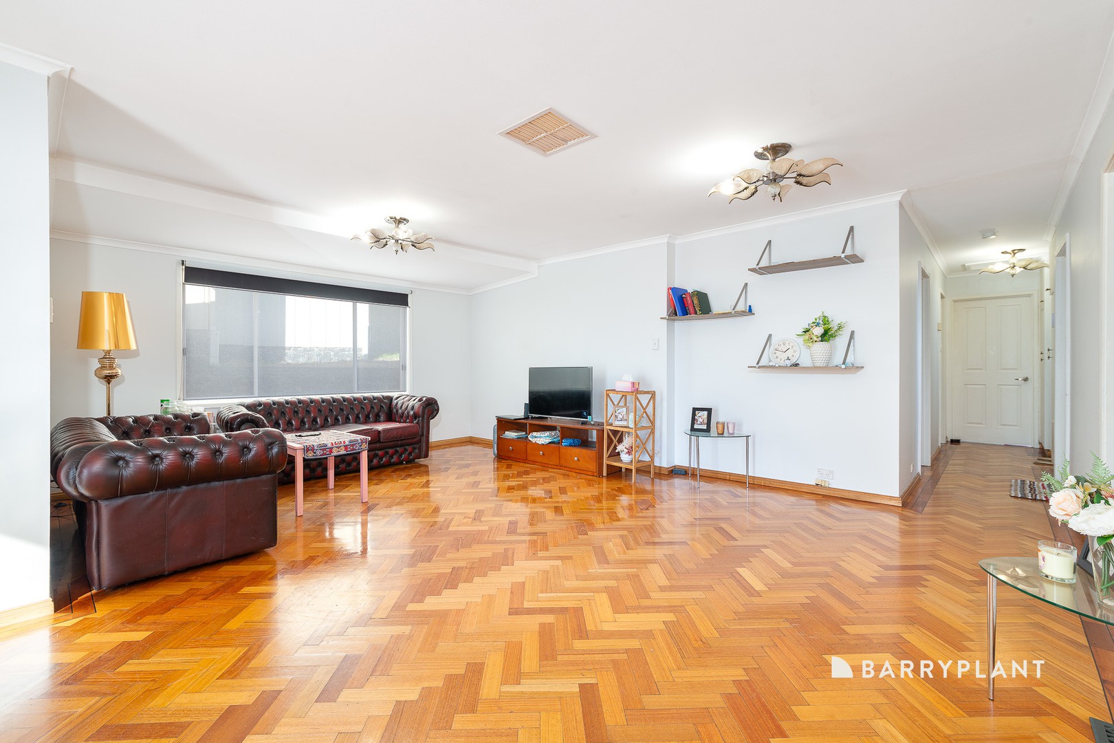15 Hendricks Crescent, Jacana, VIC 3047, Jacana - Thumbnail 4