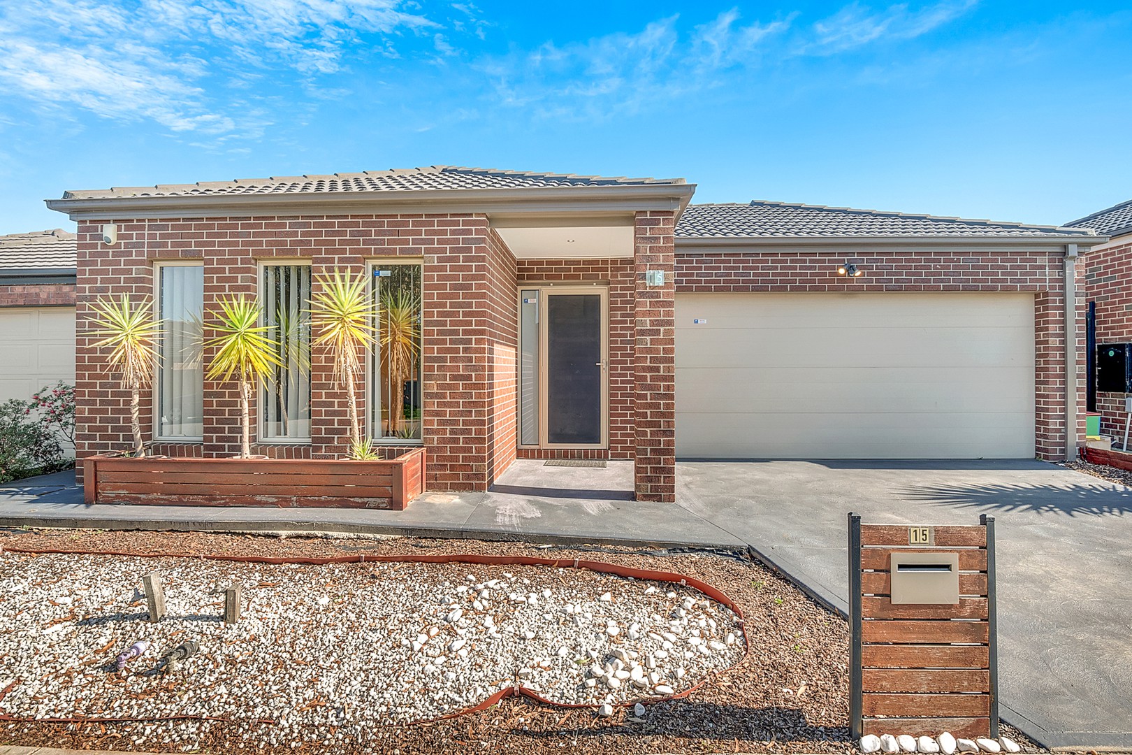 15 Highclere Street, Craigieburn, VIC 3064, Craigieburn - Thumbnail 3