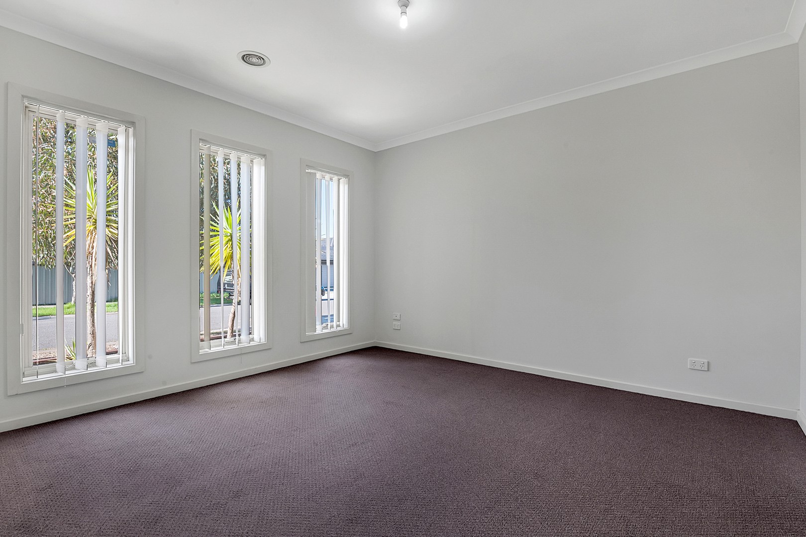 15 Highclere Street, Craigieburn, VIC 3064, Craigieburn - Thumbnail 6