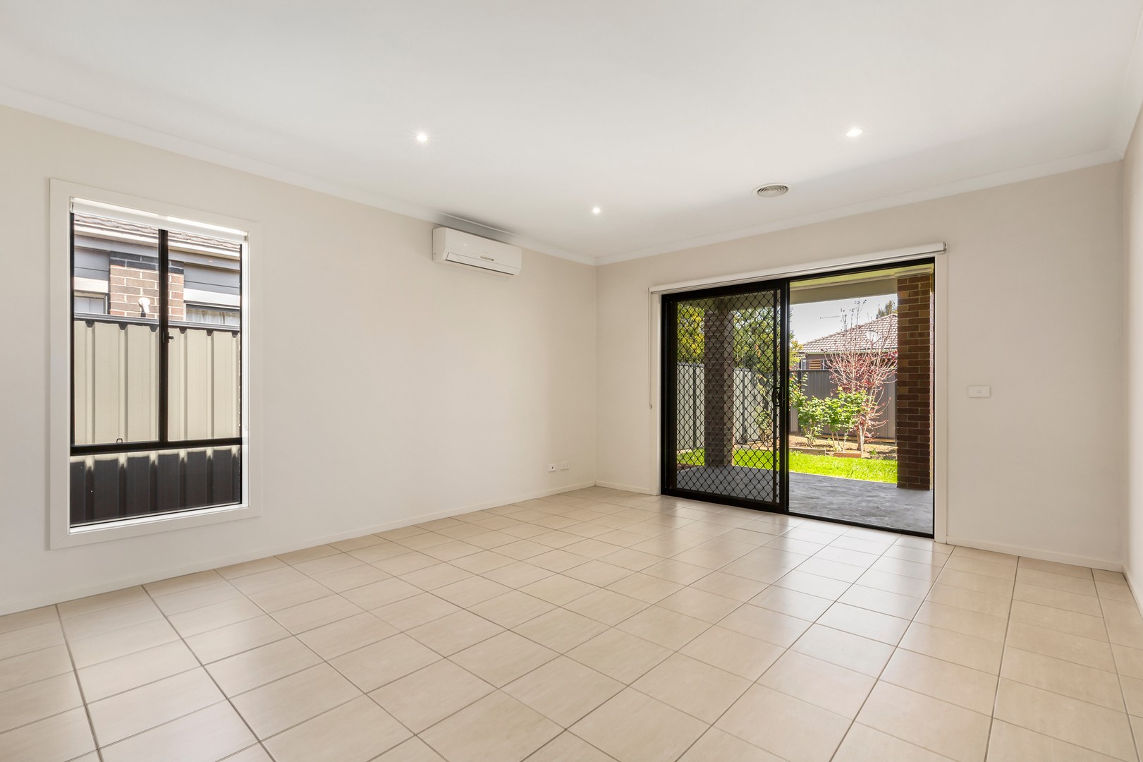15 Hodgson RiseMernda, VIC 3754  - Leased, Mernda - Thumbnail 3