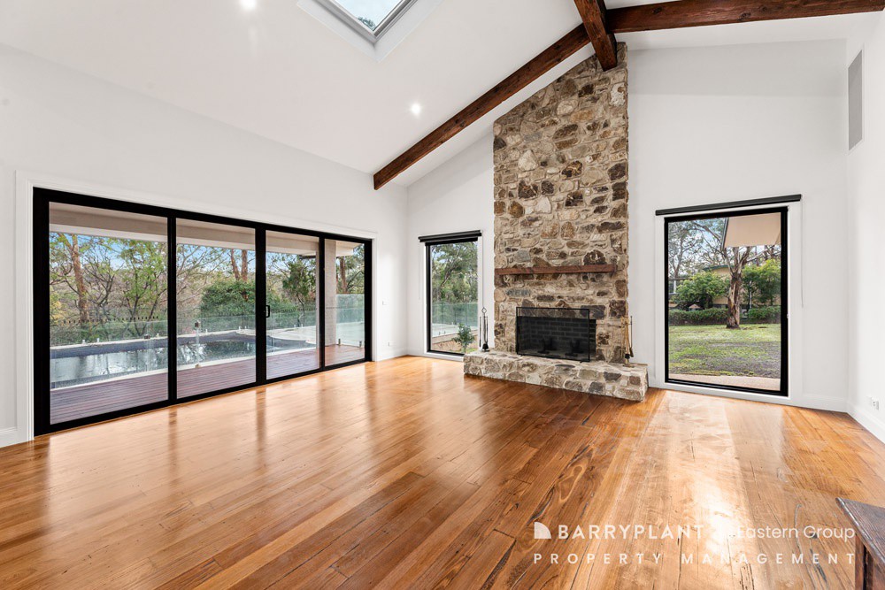 15 Homestead Road, Eltham, VIC 3095 - Thumbnail 2 - 08/07/2025