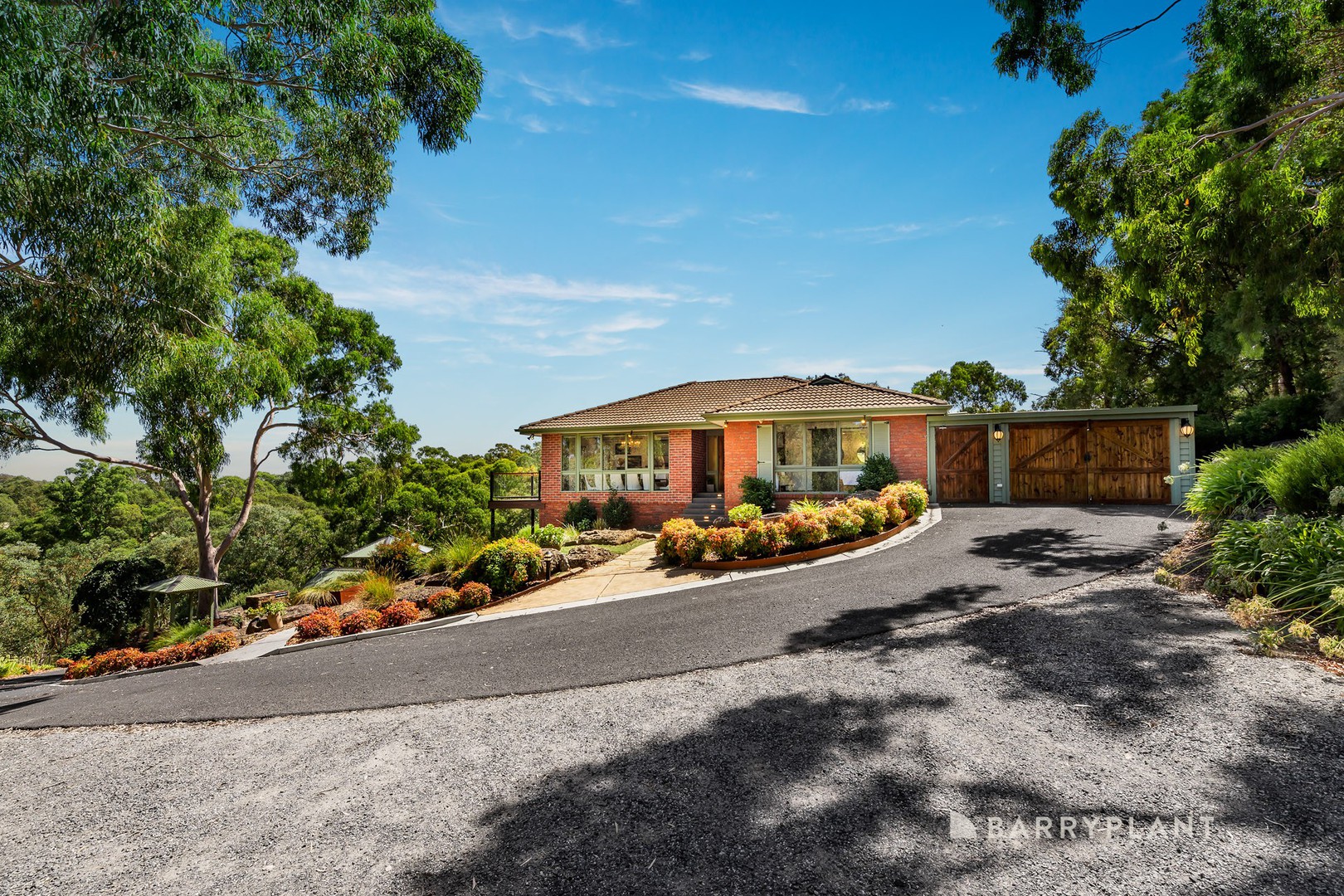 15 Hooper Road, Wonga Park, VIC 3115 - Thumbnail 1 - 05/03/2024