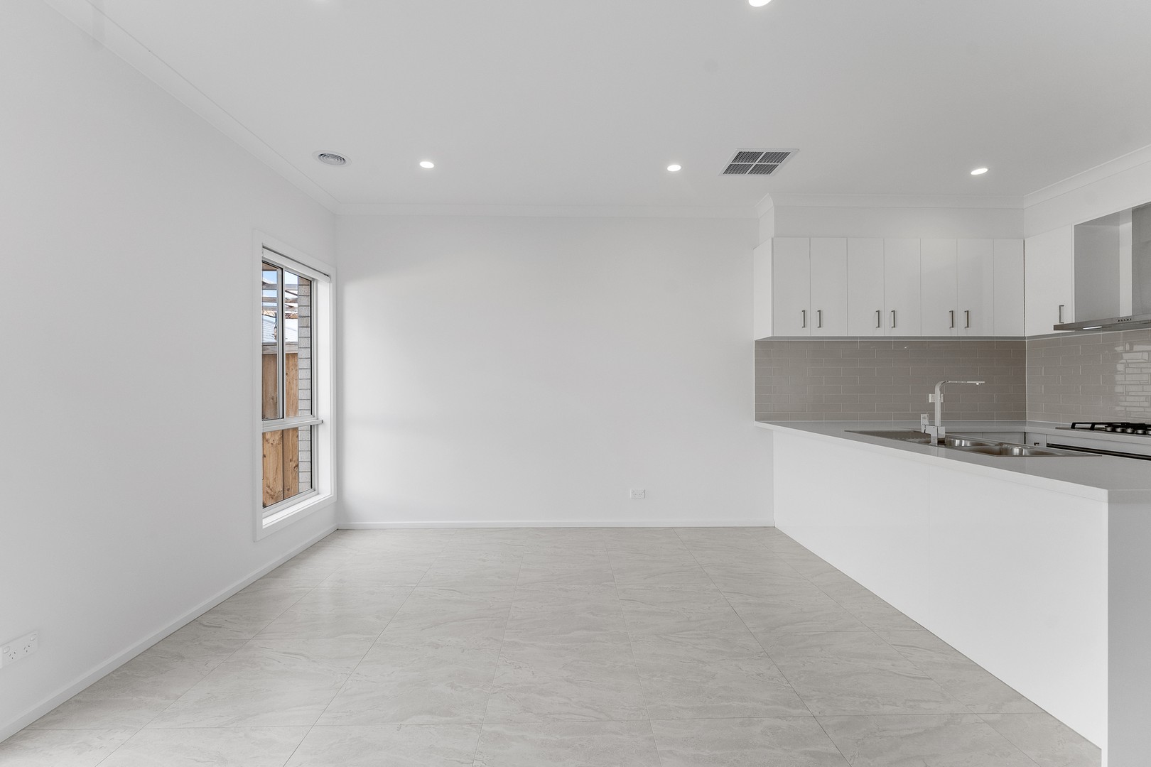 15 Horseshoe Parade, Fraser Rise, VIC 3336, Fraser Rise - Thumbnail 7