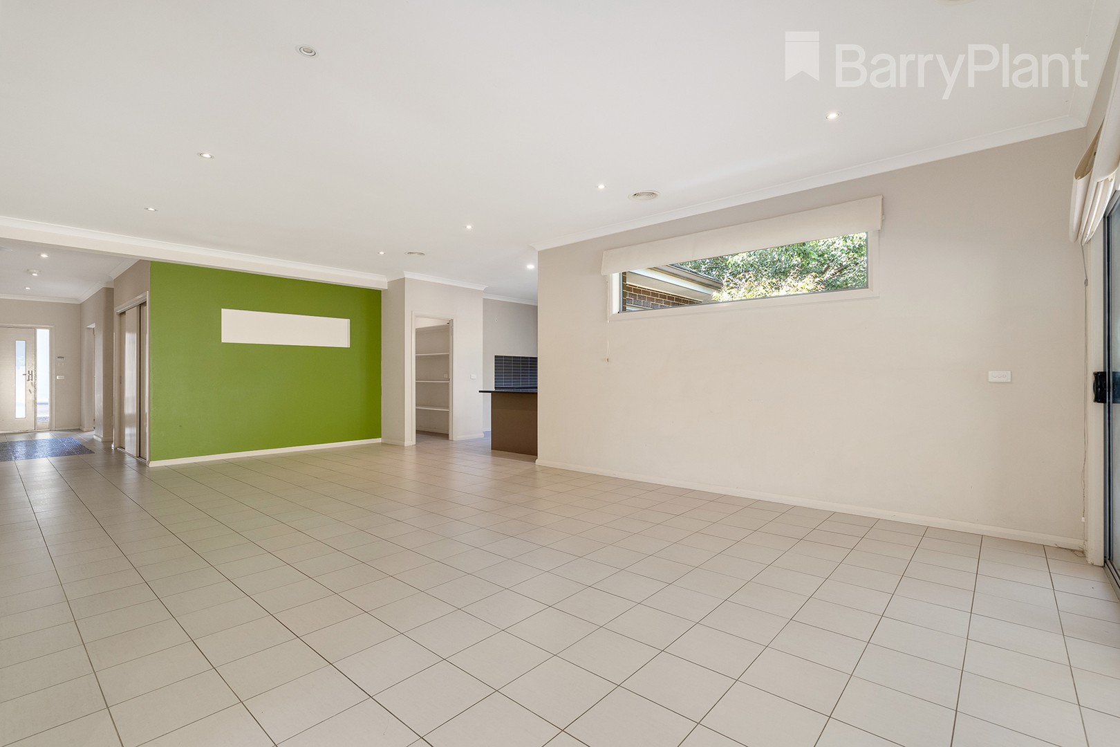 15 Hyde Park Avenue, Craigieburn, VIC 3064, Craigieburn - Thumbnail 4