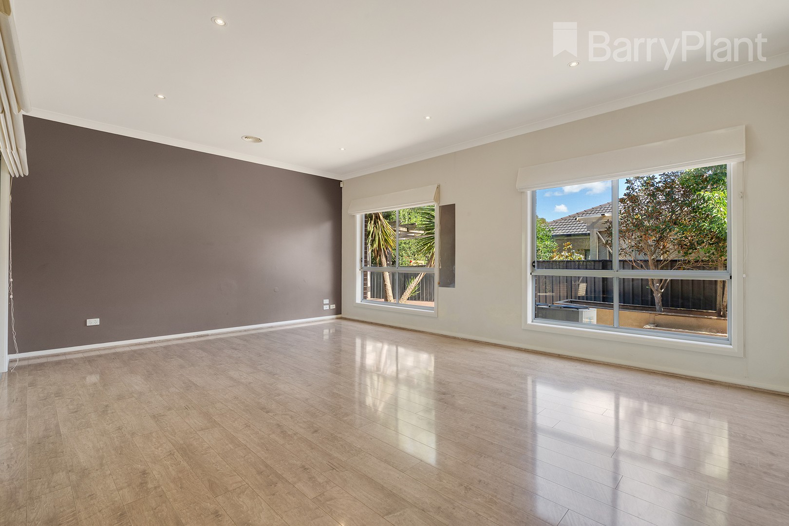 15 Hyde Park Avenue, Craigieburn, VIC 3064, Craigieburn - Thumbnail 5
