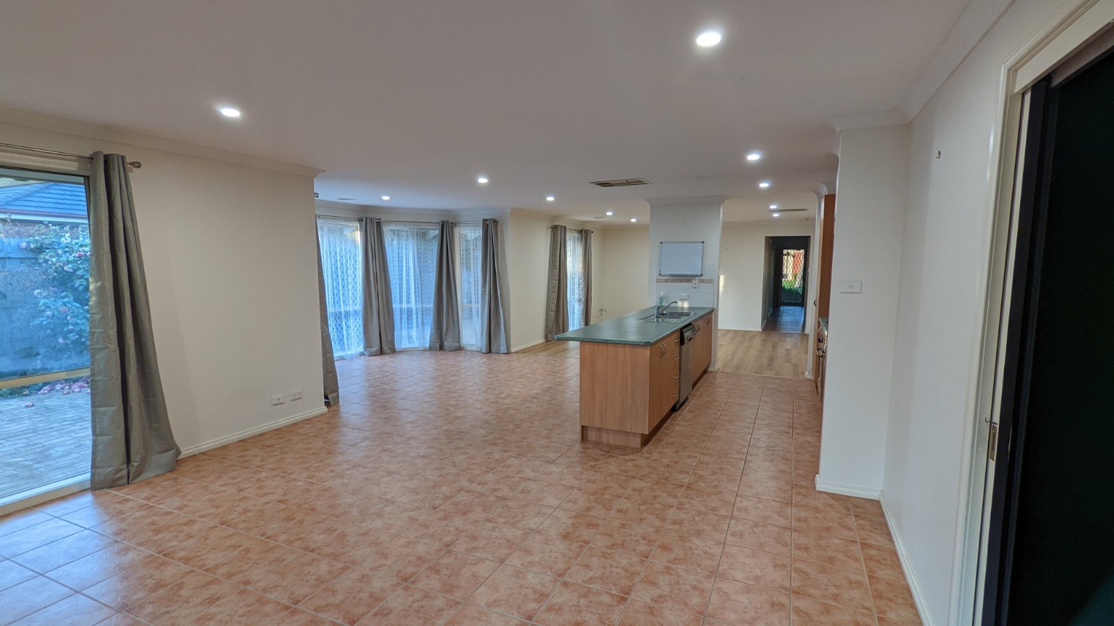 15 Jardier Terrace, South Morang, VIC 3752, South Morang - Thumbnail 5