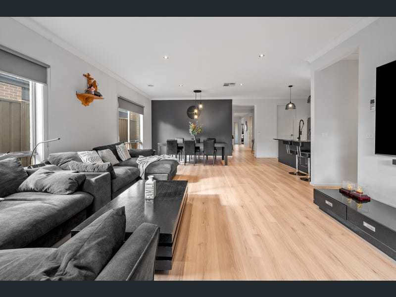 15 Jasper Way, Cobblebank, VIC 3338, Cobblebank - Thumbnail 4