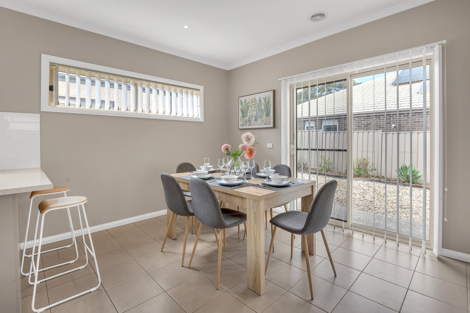 15 Jirrahlinga Terrace, Craigieburn, VIC 3064 - Thumbnail 2 - 30/03/2022