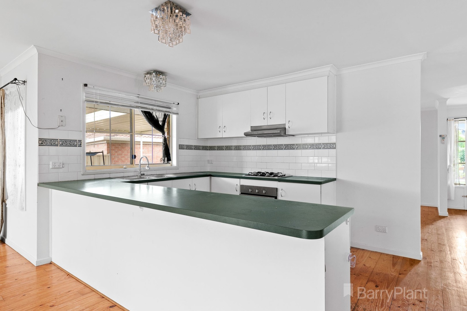 15 Jolimont Place, Narre Warren, VIC 3805, Narre Warren - Thumbnail 5
