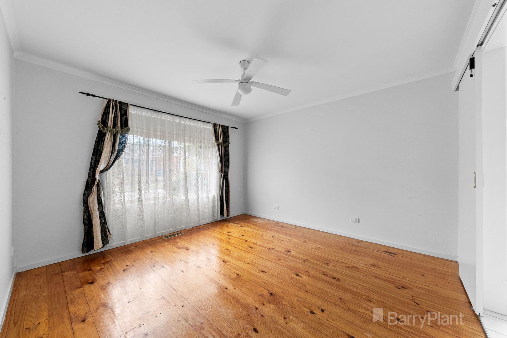 15 Jolimont Place, Narre Warren, VIC 3805, Narre Warren - Thumbnail 7