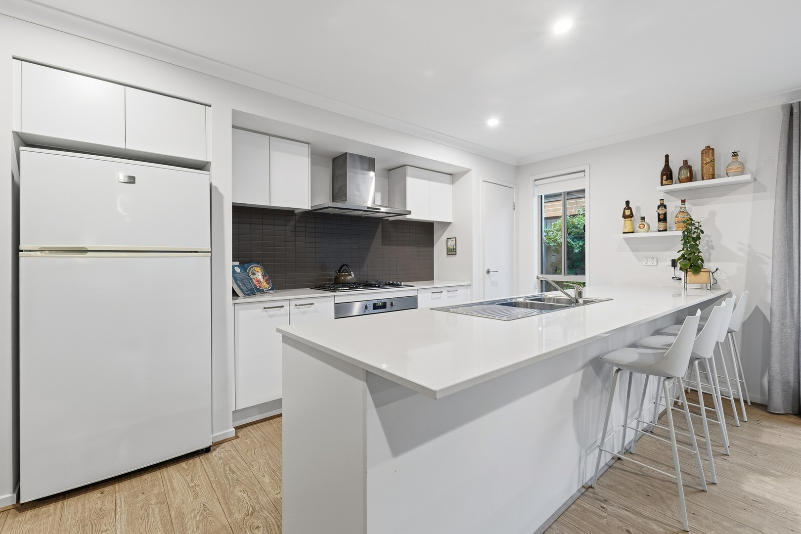 15 Kaduna Drive, Officer South, VIC 3809 - Thumbnail 2 - 25/02/2026