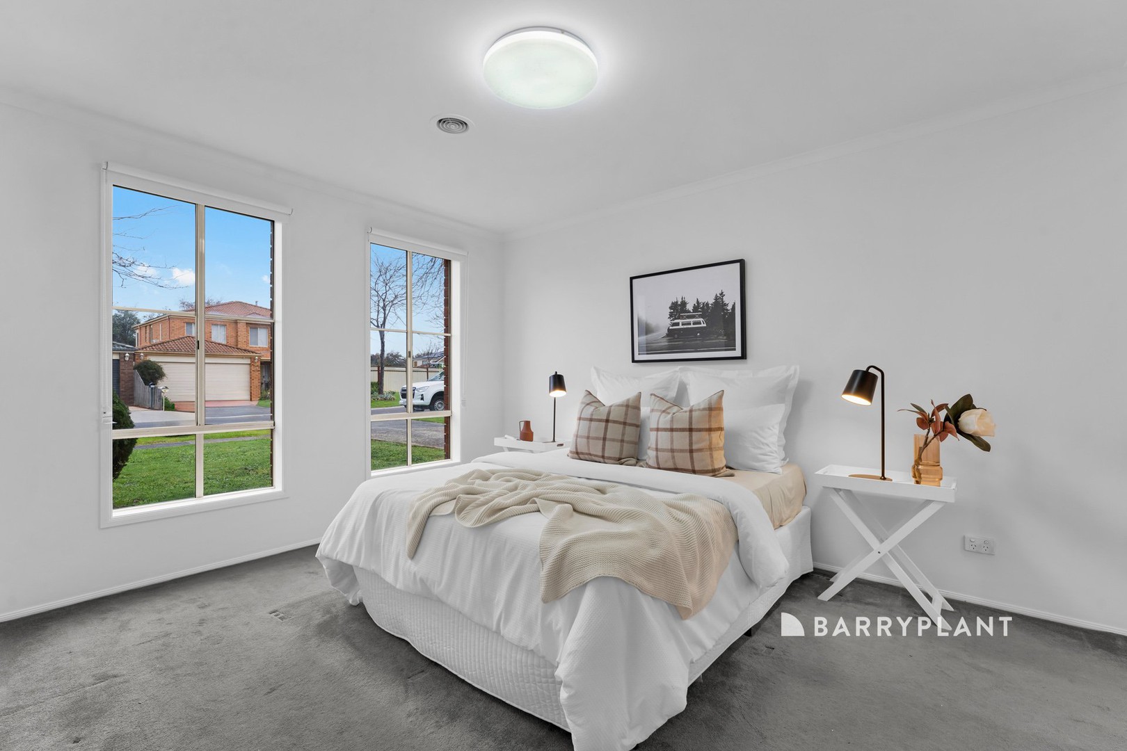 15 Kalastaire Grove, Berwick, VIC 3806 - Thumbnail 2 - 08/10/2026