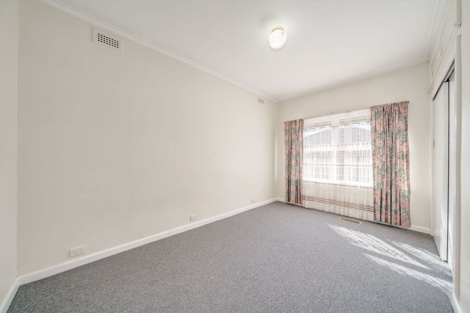 15 Katrina Street, Blackburn North, VIC 3130, Blackburn North - Thumbnail 5