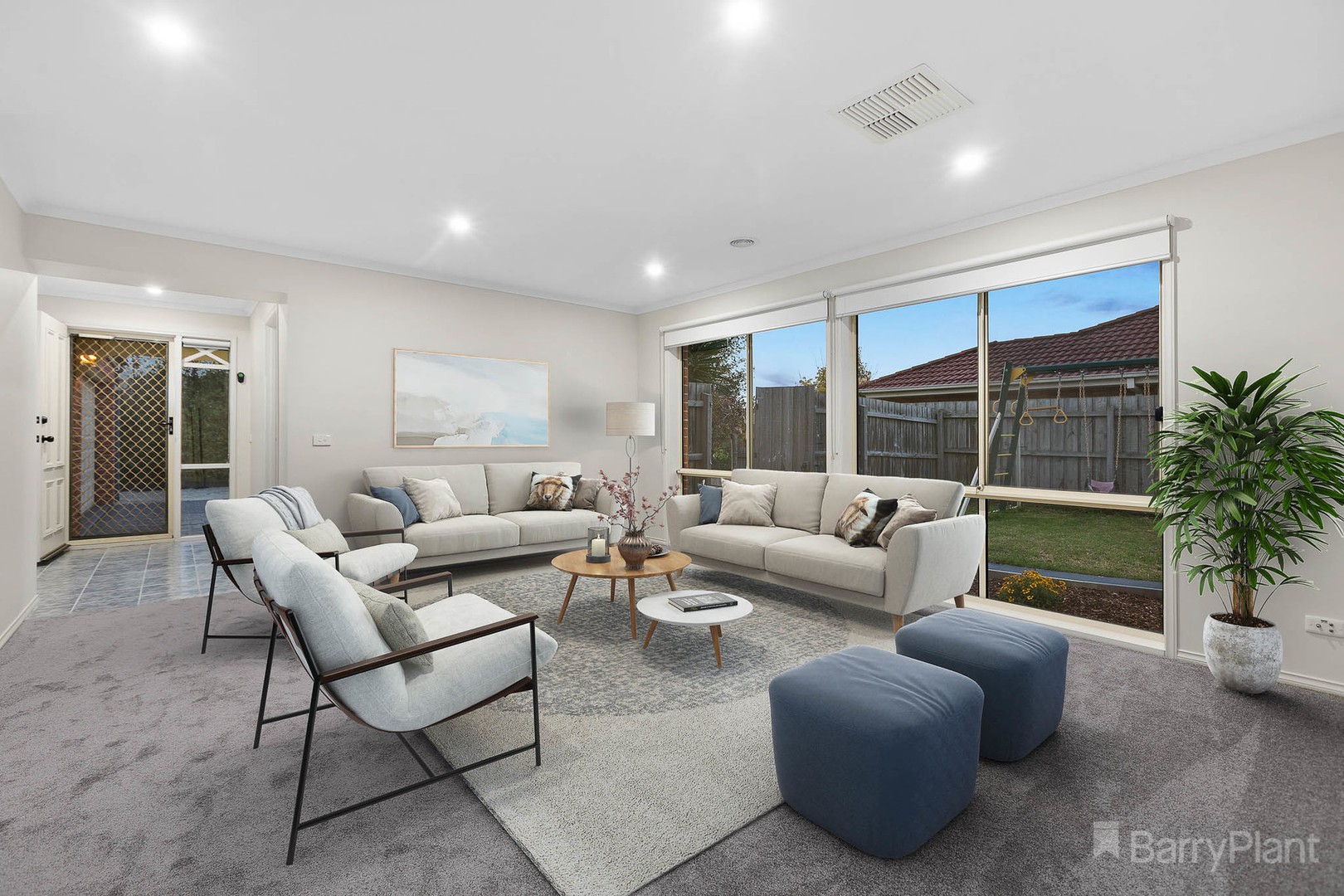 15 Kingfisher Court, Pakenham, VIC 3810, Pakenham - Thumbnail 2