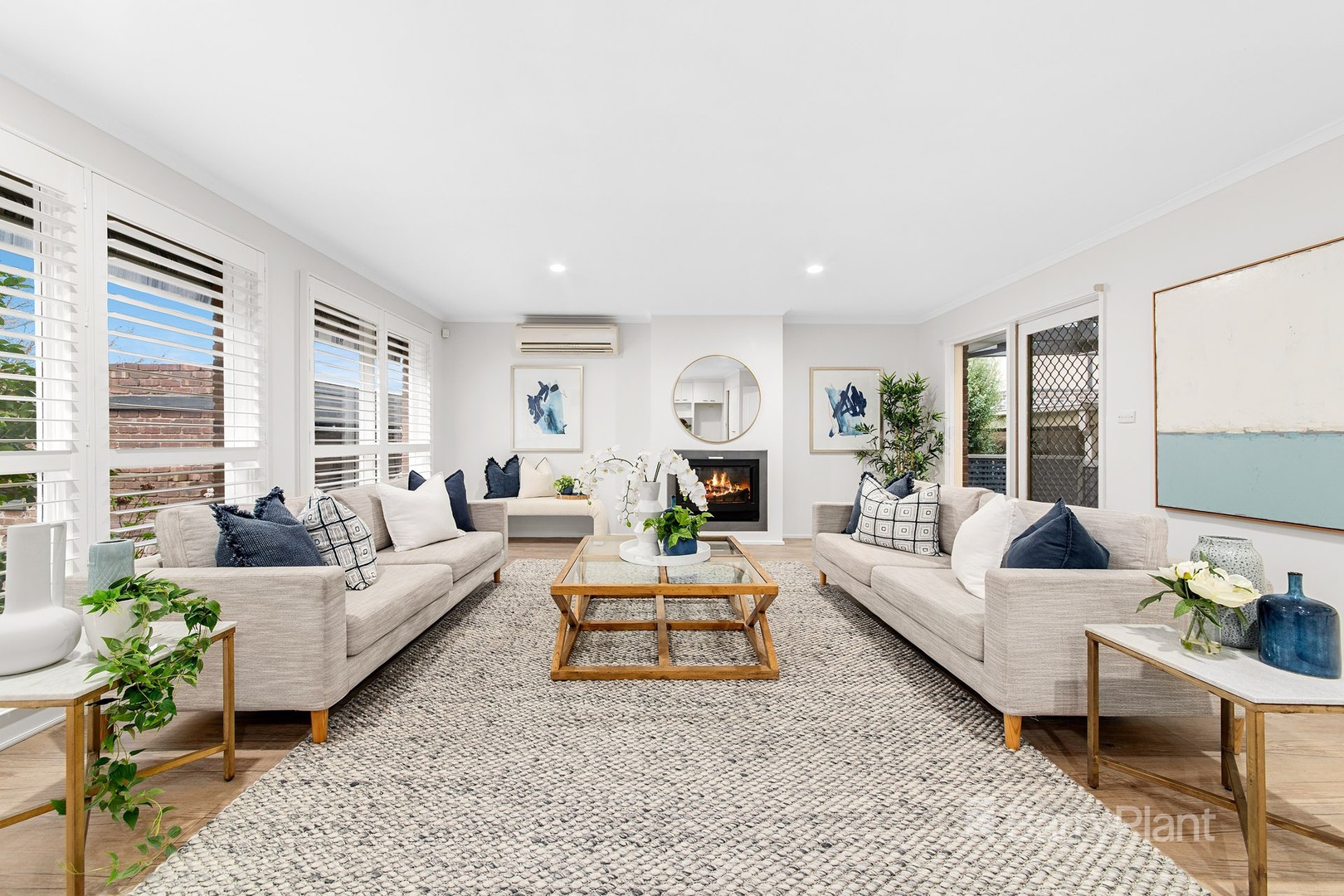 15 Kingloch Parade, Wantirna, VIC 3152 - Thumbnail 2 - 30/08/2023