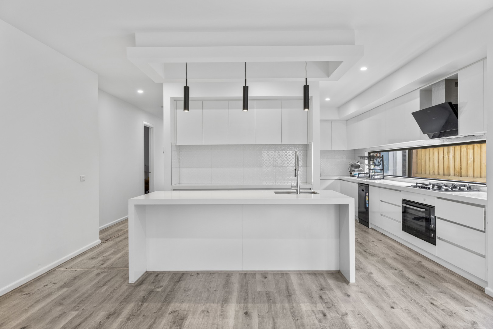 15 Kingsbury Road, Deanside, VIC 3336 - Thumbnail 2 - 20/01/2026