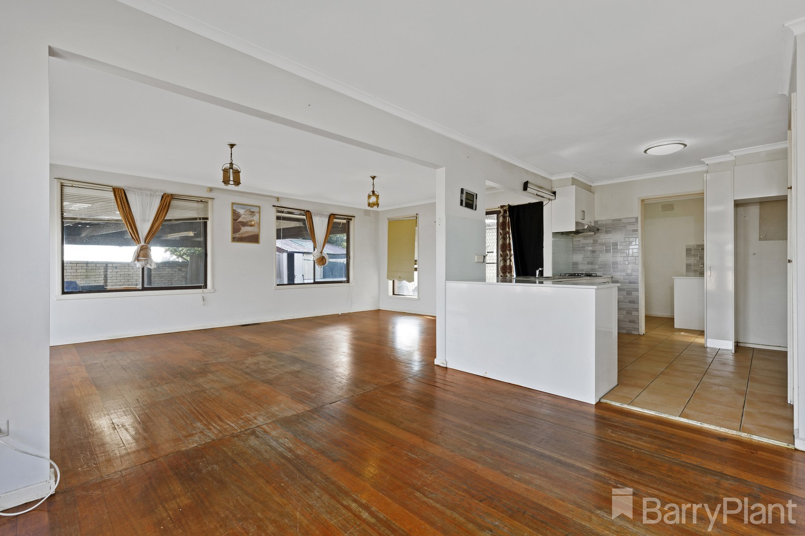 15 Kingsclere Avenue, Keysborough, VIC 3173, Noble Park - Thumbnail 3