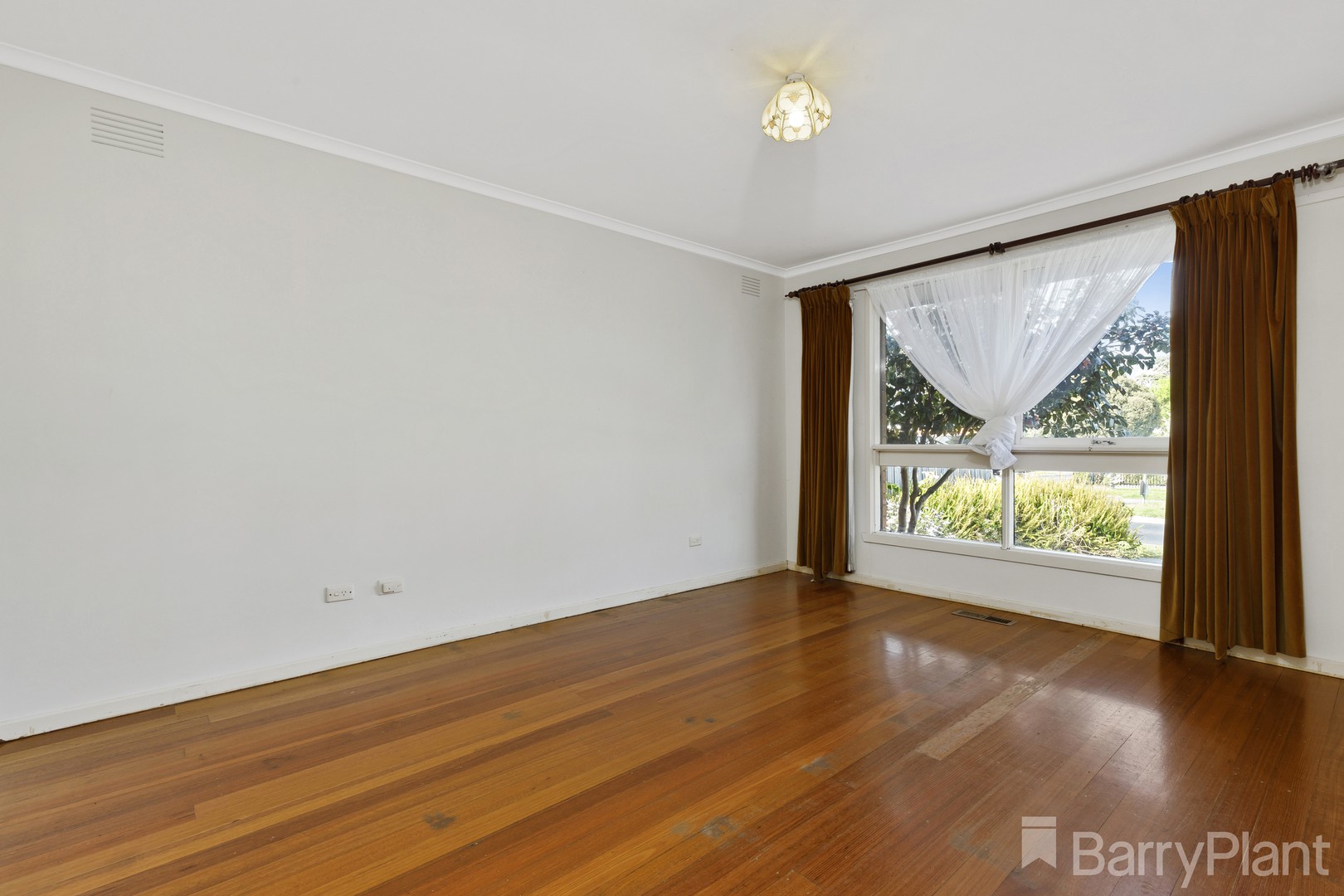 15 Kingsclere Avenue, Keysborough, VIC 3173, Noble Park - Thumbnail 6