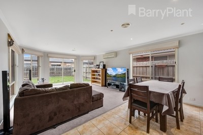 15 Kirkstone Road, Point Cook, VIC 3030, Point Cook - Thumbnail 3