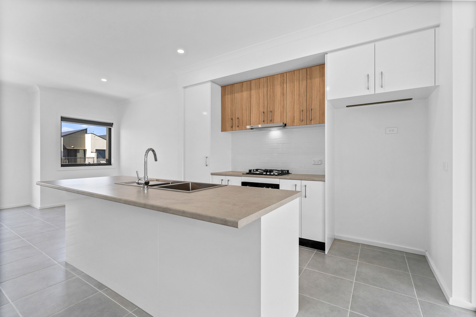15 Kobe Street, Deanside, VIC 3336, Deanside - Thumbnail 6
