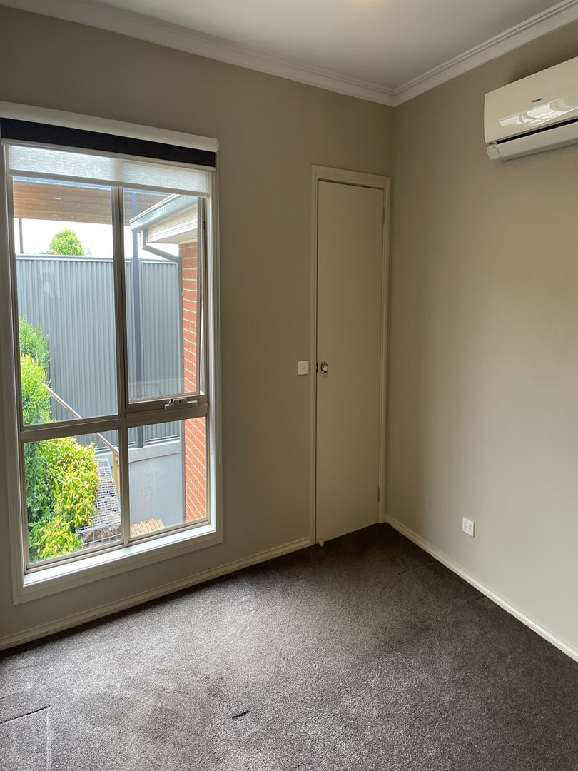 15 Lanark Way, Gowanbrae, VIC 3043, Gowanbrae - Thumbnail 7