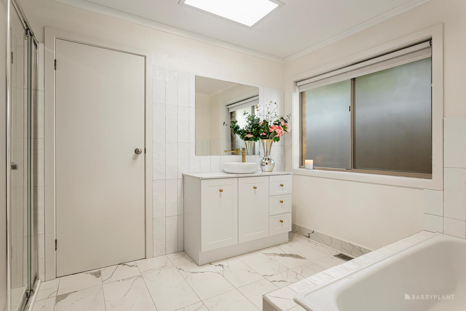 15 Law Street, Briar Hill, VIC 3088, Briar Hill - Thumbnail 6