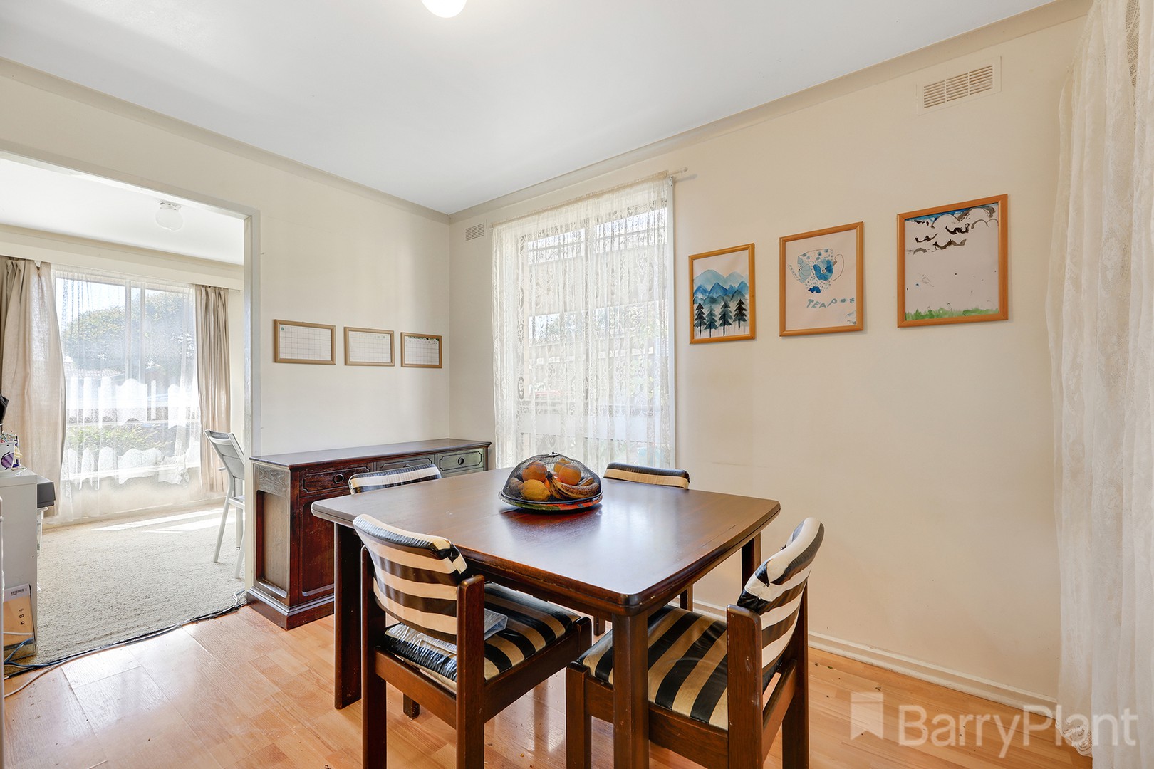 15 Lawson Crescent, Warragul, VIC 3820, Warragul - Thumbnail 6