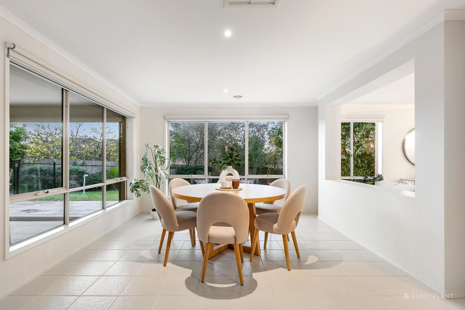 15 Lilac Court, Blackburn North, VIC 3130, Blackburn North - Thumbnail 5