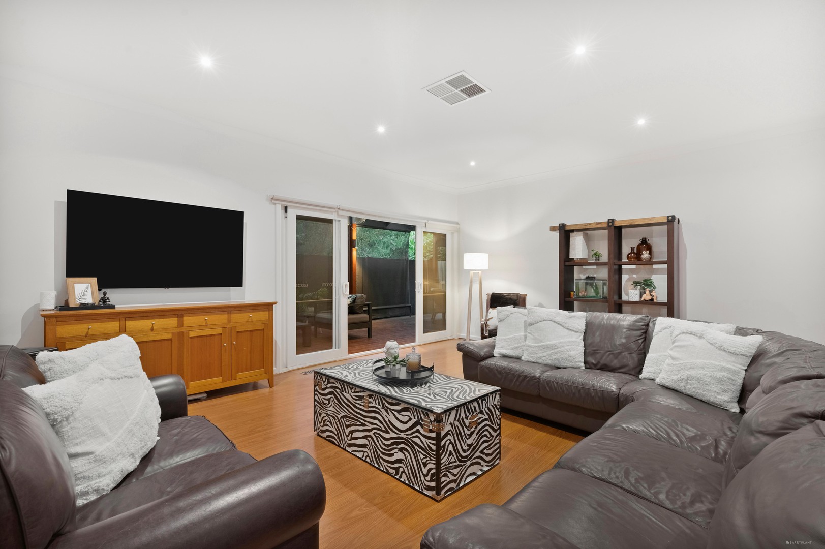 15 Linda Avenue, Box Hill North, VIC 3129, Box Hill North - Thumbnail 5