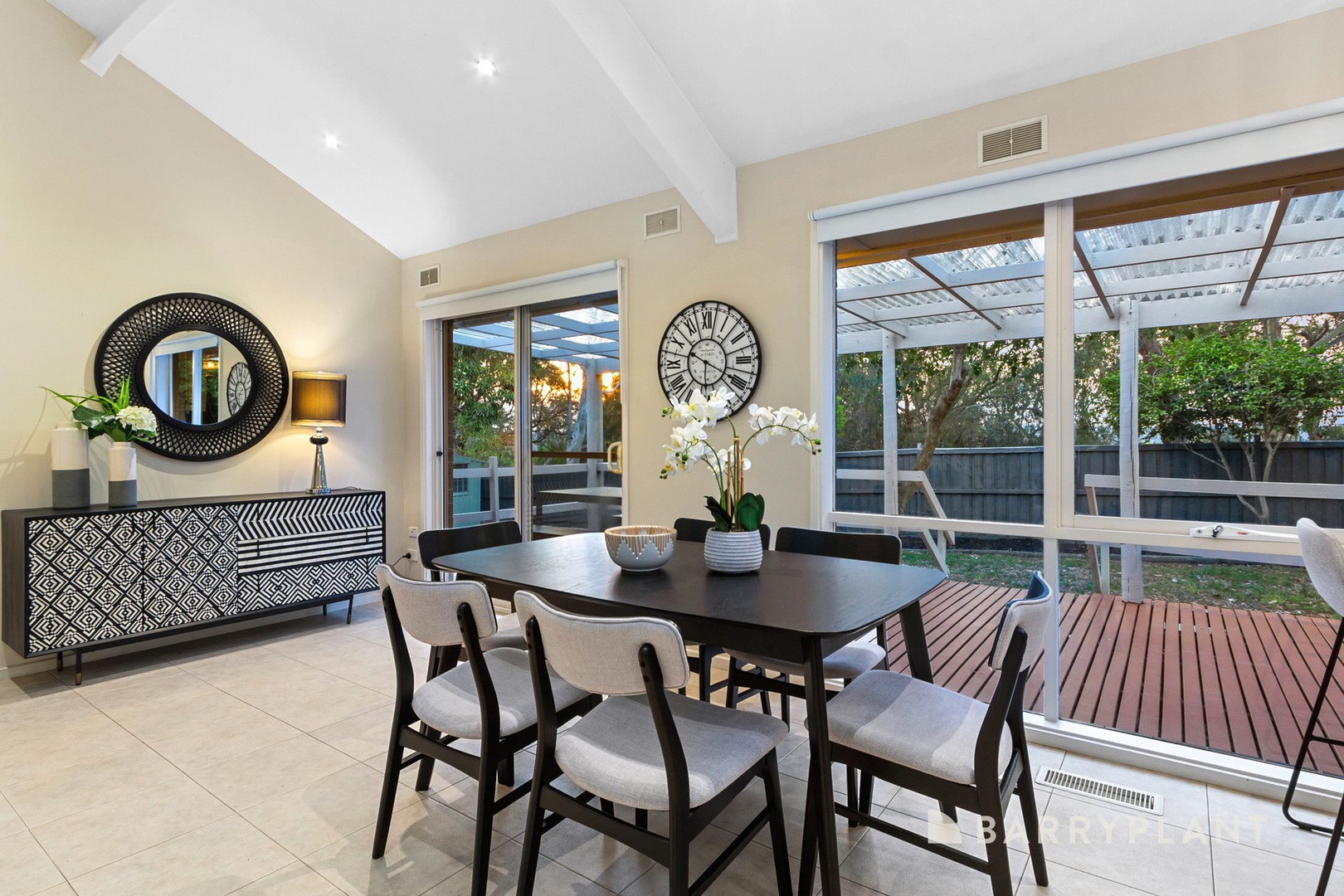 15 Linsley Way, Wantirna, VIC 3152, Wantirna - Thumbnail 4