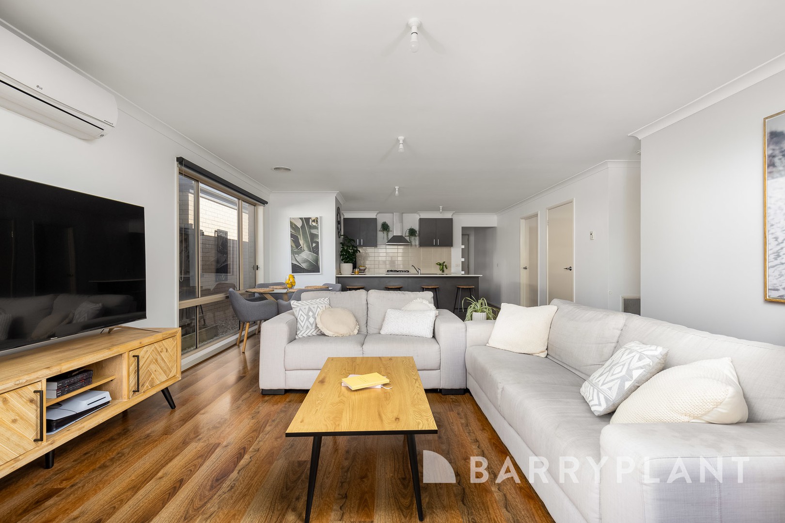 15 Lockheed Parade, Point Cook, VIC 3030, Point Cook - Thumbnail 6
