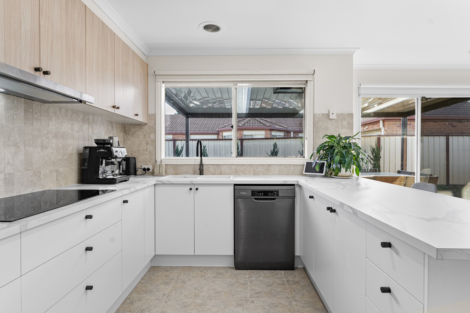 15 Loddon Drive, Taylors Hill, VIC 3037, Taylors Hill - Thumbnail 5