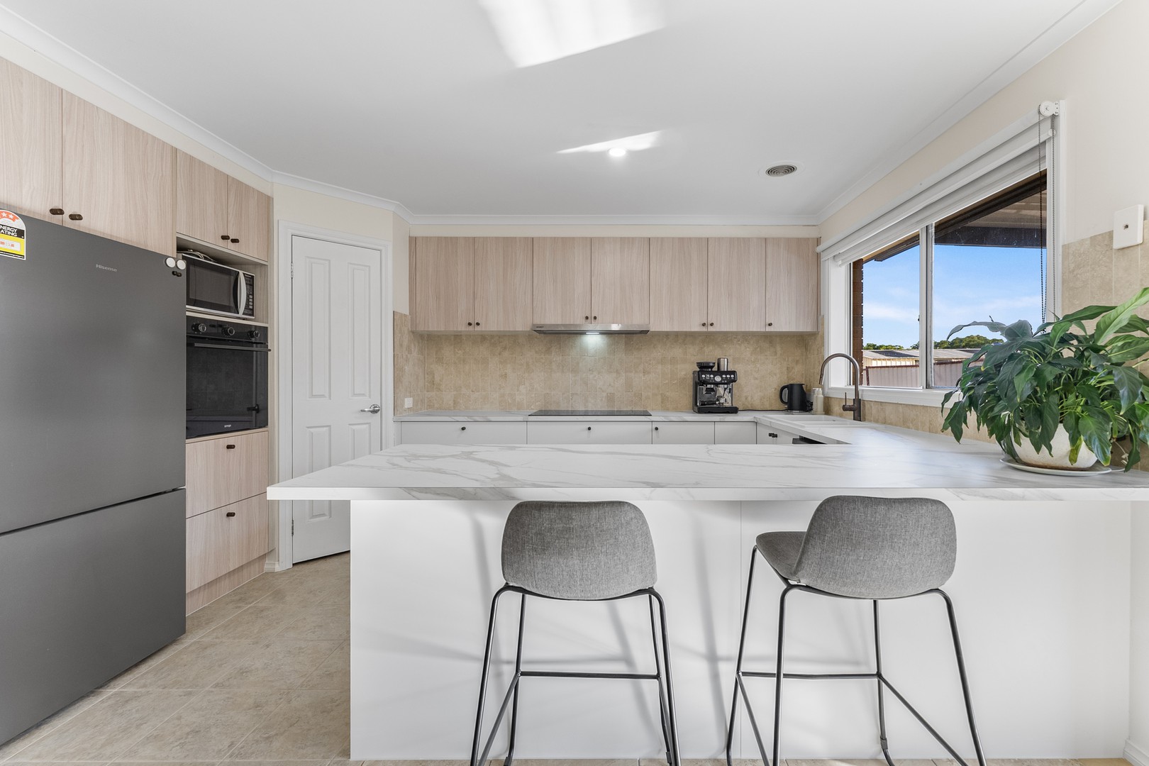 15 Loddon Drive, Taylors Hill, VIC 3037, Taylors Hill - Thumbnail 6