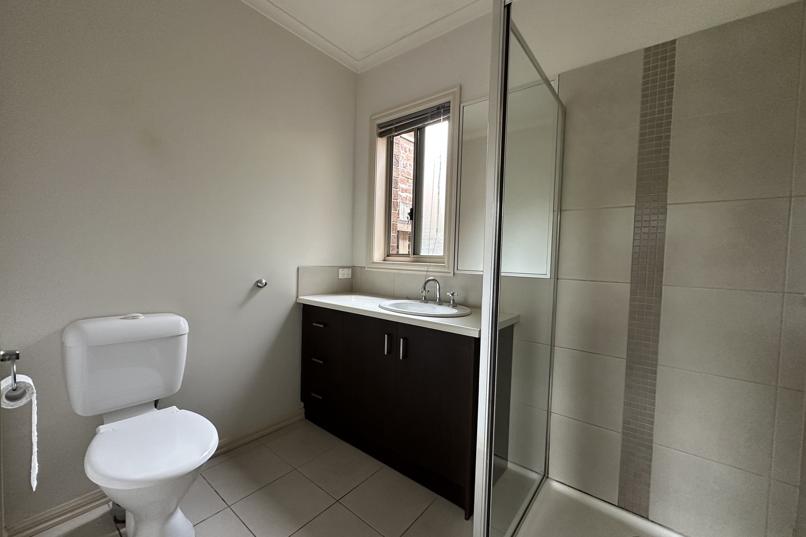 15 Lucas Terrace, Taylors Hill, VIC 3037 - Thumbnail 2 - 30/03/2026