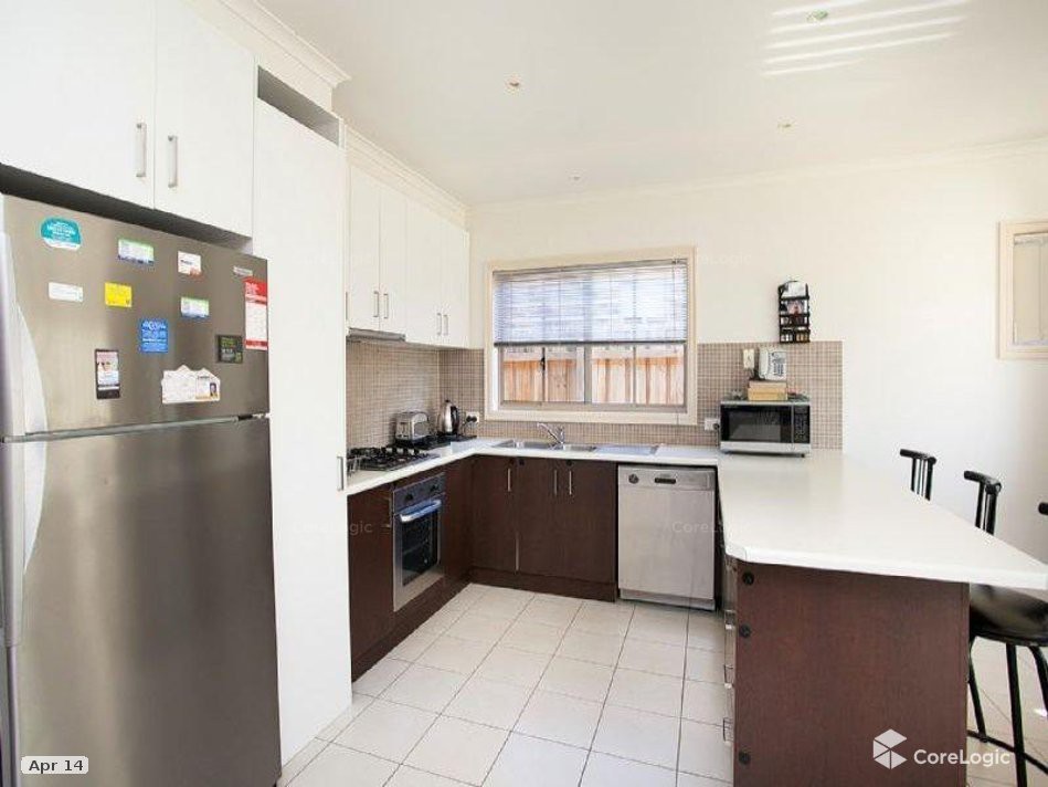 15 Lucas Terrace, Taylors Hill, VIC 3037